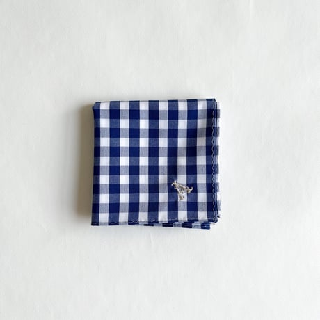 イニシャル刺繍ギンガムチェックの小さめハンカチ（NAVY*WHITE）