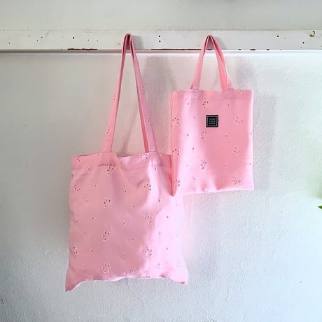 スイス製ヴィンテージ刺繍生地のLPトートバッグ（Meringue PINK）