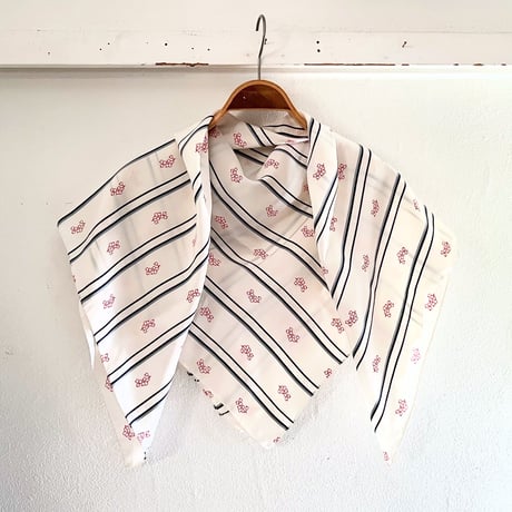 イタリア製ヴィンテージ生地のシルクスカーフ（MILK*RED*Berry Stripe ） | SANDÉMEREEN
