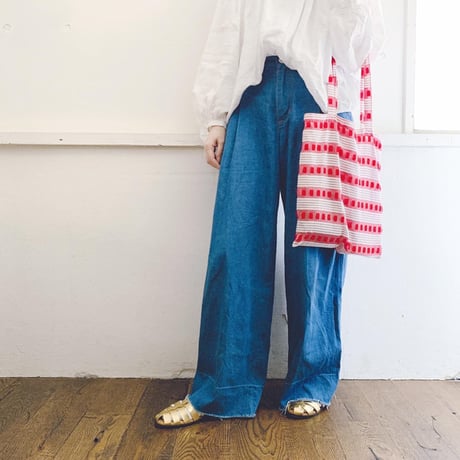 スイス製ヴィンテージ生地のシアートートバッグ（WHITE*RED）
