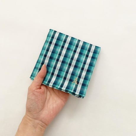 イニシャル刺繍チェックのハンカチ（GREEN）