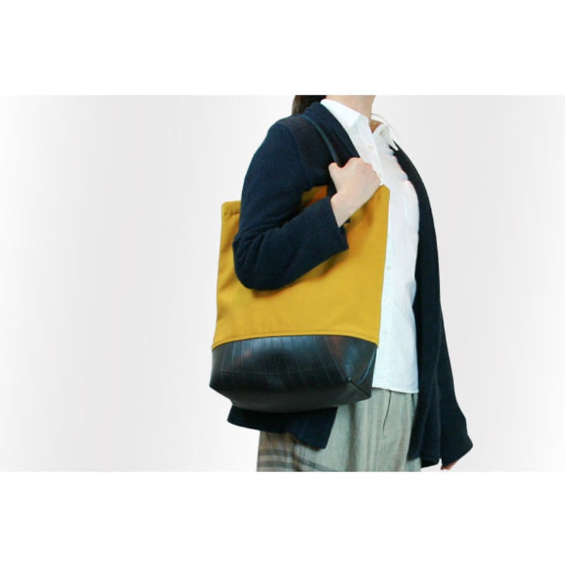 Mini Meena : Tote bag イエロー | RUBBER KILLER公式オンラ Mini Meena : Tote bag イエロー | RUBBER KILLER公式オンラ
