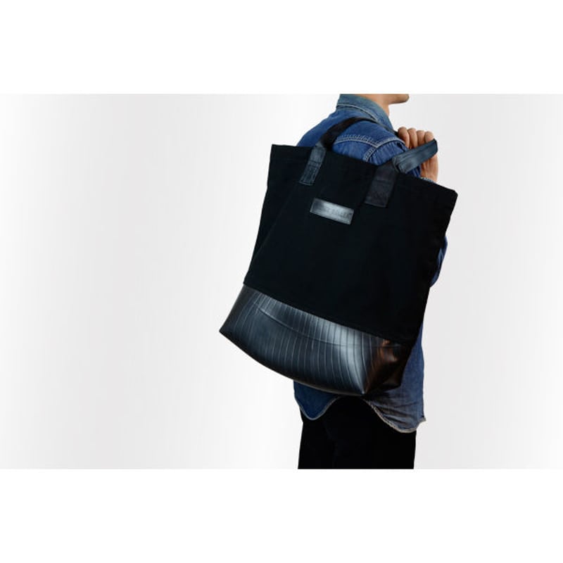 Meena : Tote bag ブラック | RUBBER KILLER公式オンラインストア