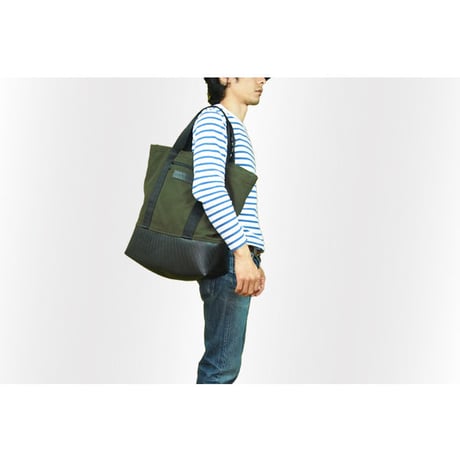 Manee : Backpack+Tote カーキ
