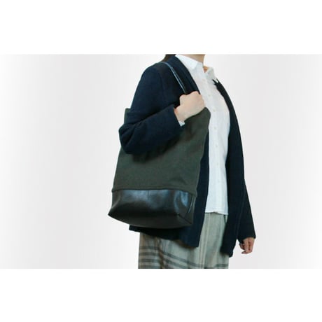 Jane : Wool Tote　オリーブ