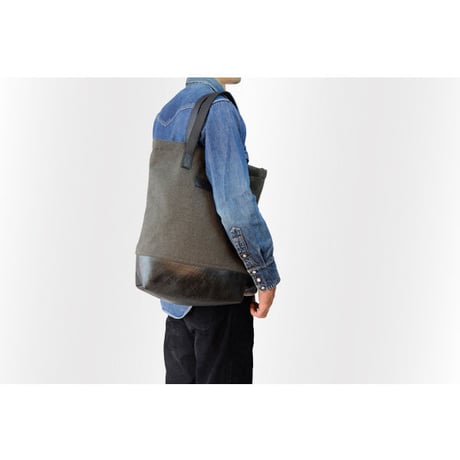 Jane : Wool Tote　オリーブ