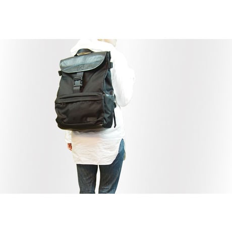 Backpack w/ nylon100