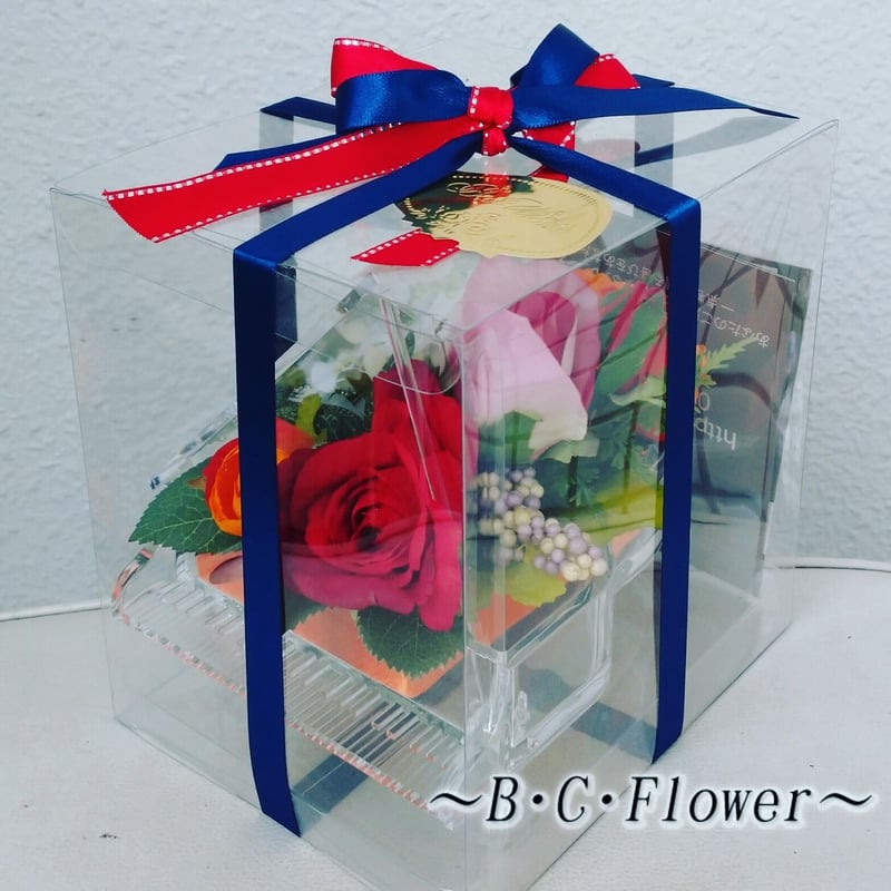 グランドピアノアレンジメント クリアか黒で作成します | 光触媒の花