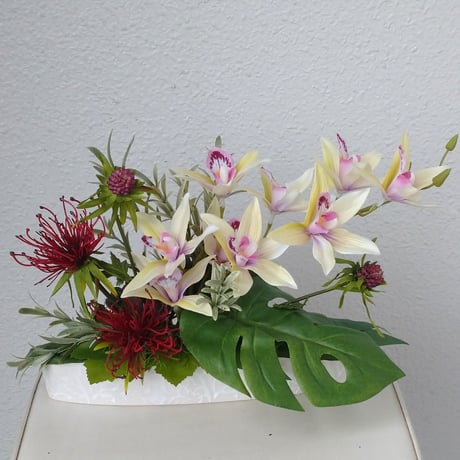 6600円（送料￥1320合計￥7920）のアレンジメント