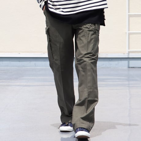 DEAD STOCK / GERMAN ARMY MOLESKIN CARGO PANTS（ドイツ軍 モールスキン カーゴパンツ）/ デッドストック [INS3027]
