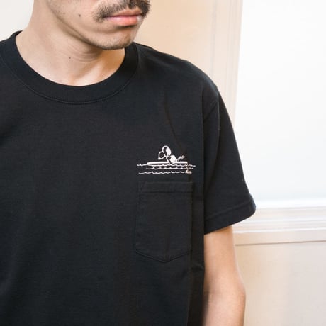 【RE PRICE / 価格改定】[AUD1772] Audience Old Snoopy "Schulz-Surf" 7.1oz米綿丸胴オールドプリントクルーネックポケットT