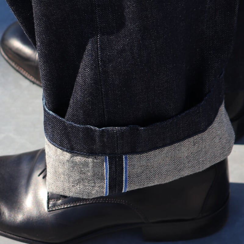 【極美品】A(LeFRUDE)E 岡山デニム ベイカーパンツ セルビッチ 極美品】A(LeFRUDE)E 岡山デニム ベイカーパンツ セルビッチ