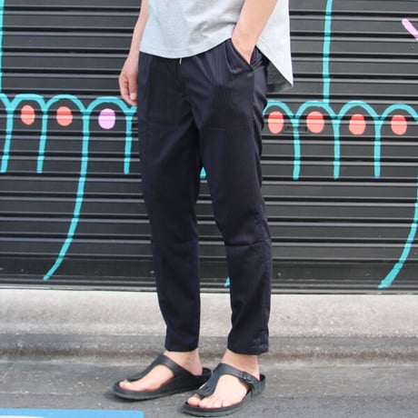 【RE PRICE/価格改定】[AUD3335] Upscape Audience サマーウール調ツイルストレッチ2タックイージーアンクルパンツ
