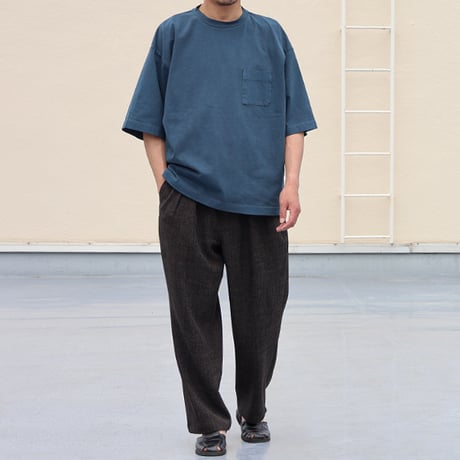 ピグメント 米綿（USAコットン）16/-天竺（8.45オンス）グラスポケ付き クルーネック ハーフスリーブ ボクシー Tシャツ / Audience [AUD6623]