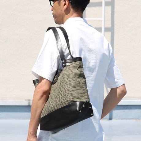 [AUD5054] Upscape Audience / VASCO デッドストックレインカモテント生地×Leather Travel Mini Tote Bag