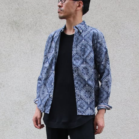【RE PRICE/価格改定】[AUD1579] Upscape Audience バンダナプリントボタンダウンカラー長袖シャツ