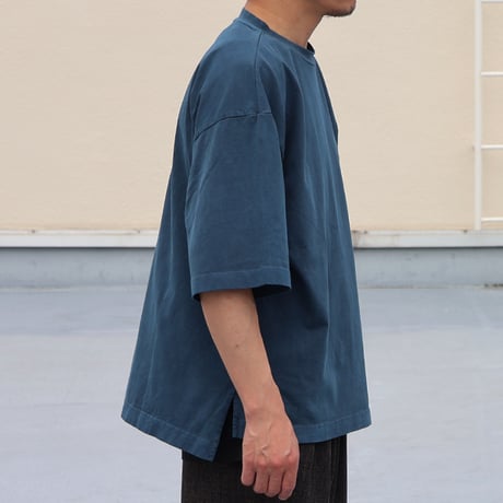 ピグメント 米綿（USAコットン）16/-天竺（8.45オンス）グラスポケ付き クルーネック ハーフスリーブ ボクシー Tシャツ / Audience [AUD6623]