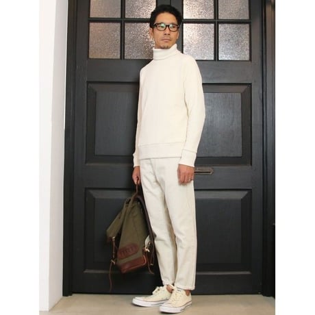 【RE PRICE/価格改定】[AUD1814] Upscape Audience ビックワッフルサドルショルダータートルネックニット