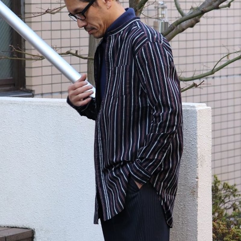 レジメンタルストライプルーズFITバンドカラーL/Sシャツ【MADE IN