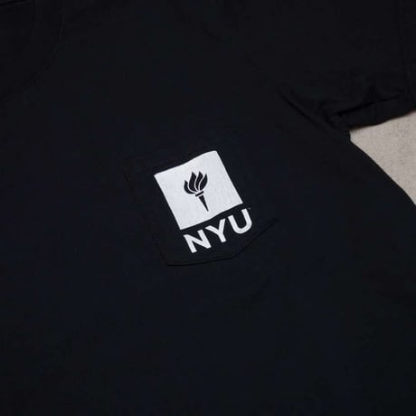 【RE PRICE / 価格改定】[AUD1765] Audience New York University "TORCH" 7.1oz米綿丸胴オールドプリントクルーネックポケットT