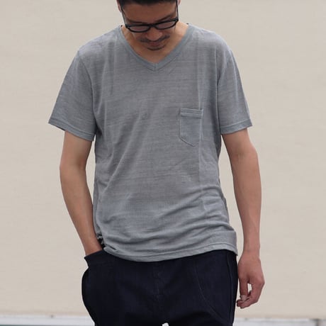 【RE PRICE / 価格改定】[AUD1567] Upscape Audience Herdmans リネンフォーギーポケット付きVネック半袖カットソー