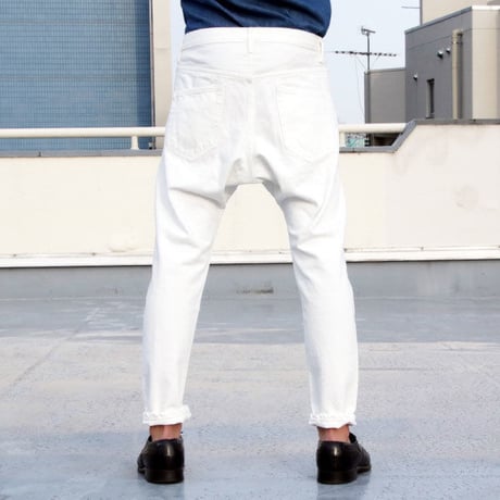【RE PRICE/価格改定】[AUD3350] Upscape Audience 赤耳ホワイトデニムロークロッチアンクルパンツ