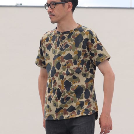 【RE PRICE/価格改定】[AUD1569] Upscape Audience カモプリント裏毛ラグランスウェット半袖シャツ