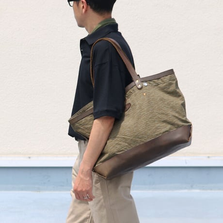 [AUD5055] Upscape Audience / VASCO デッドストックレインカモテント生地×Leather Travel Tote Bag