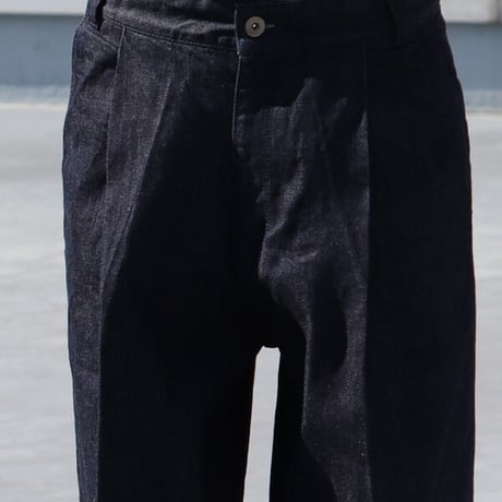 「備後」13.75oz 横ベージュ セルヴィッチ 青耳デニム 1タック バレルパンツ【MADE IN JAPAN】『日本製』/ Upscape Audience [AUD3551]