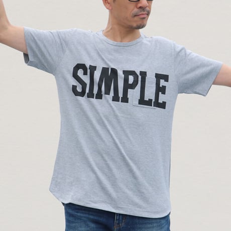 【RE PRICE / 価格改定】[AUD1565] Upscape Audience ラフィー天竺"SIMPLE"プリントポケット付きクルーネックT