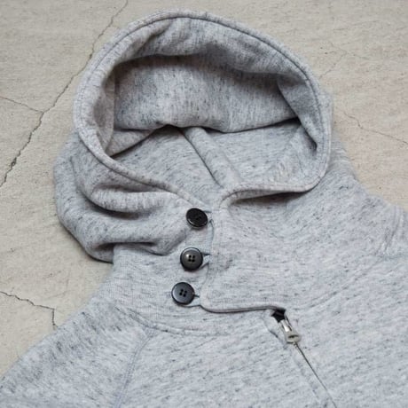 [AUD2655] Upscape Audience ソフトエアー裏毛3ボタンフードZIPパーカー