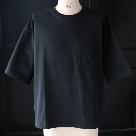 ピグメント 米綿（USAコットン）16/-天竺（8.45オンス）グラスポケ付き クルーネック ハーフスリーブ ボクシー Tシャツ / Audience [AUD6623]