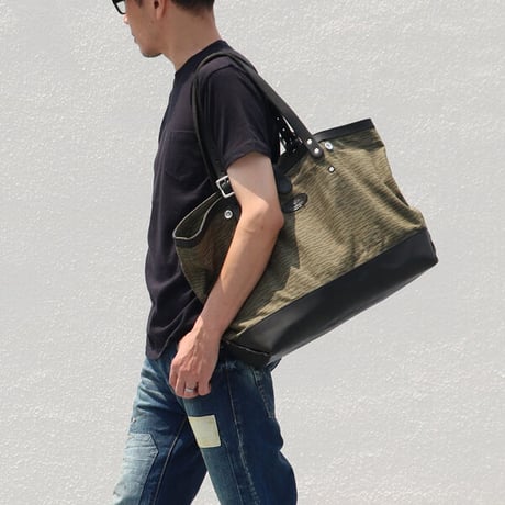 [AUD5055] Upscape Audience / VASCO デッドストックレインカモテント生地×Leather Travel Tote Bag
