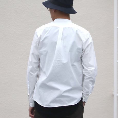 【RE PRICE / 価格改定】バンドカラー長袖シャツ【MADE IN JAPAN】『日本製』/ Upscape Audience [AUD1864-WHITETYPEWRITER]