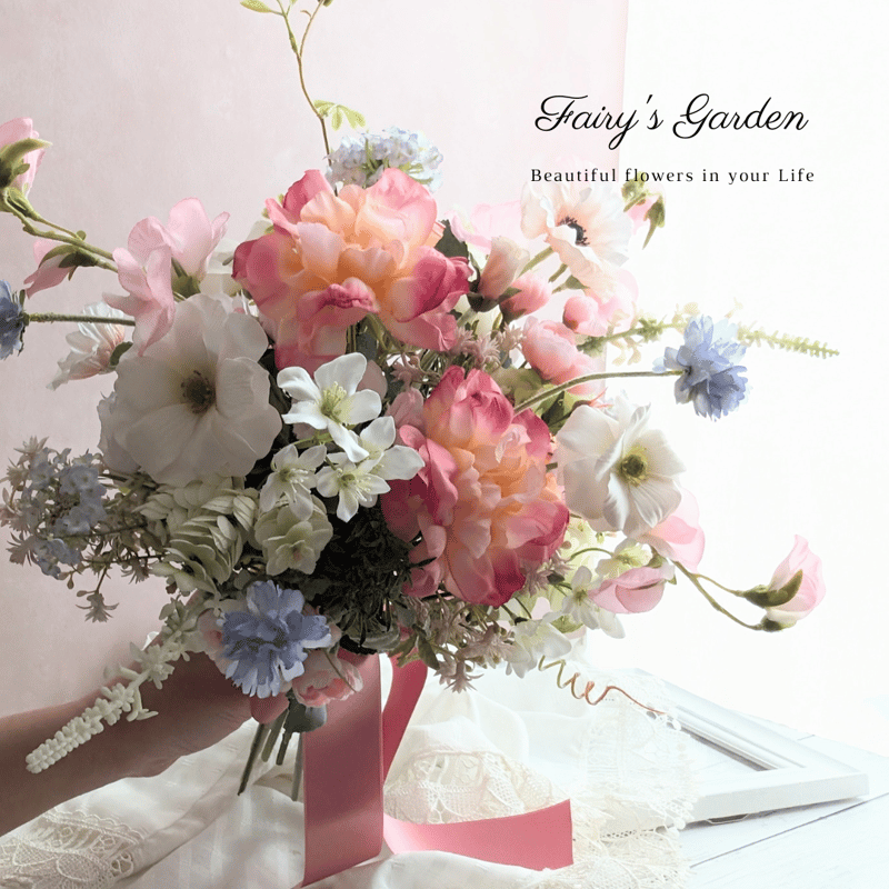 ナチュラルピンクのクラッチブーケ 造花 ウェディングブーケ