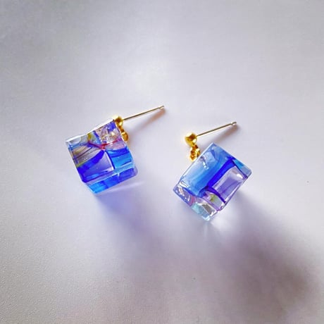 ピアス　心彩