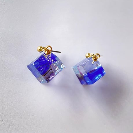 ピアス　心彩