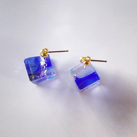 ピアス　心彩