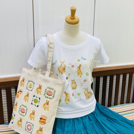 レディースTシャツ☆ボタニカルウサギ（総柄）