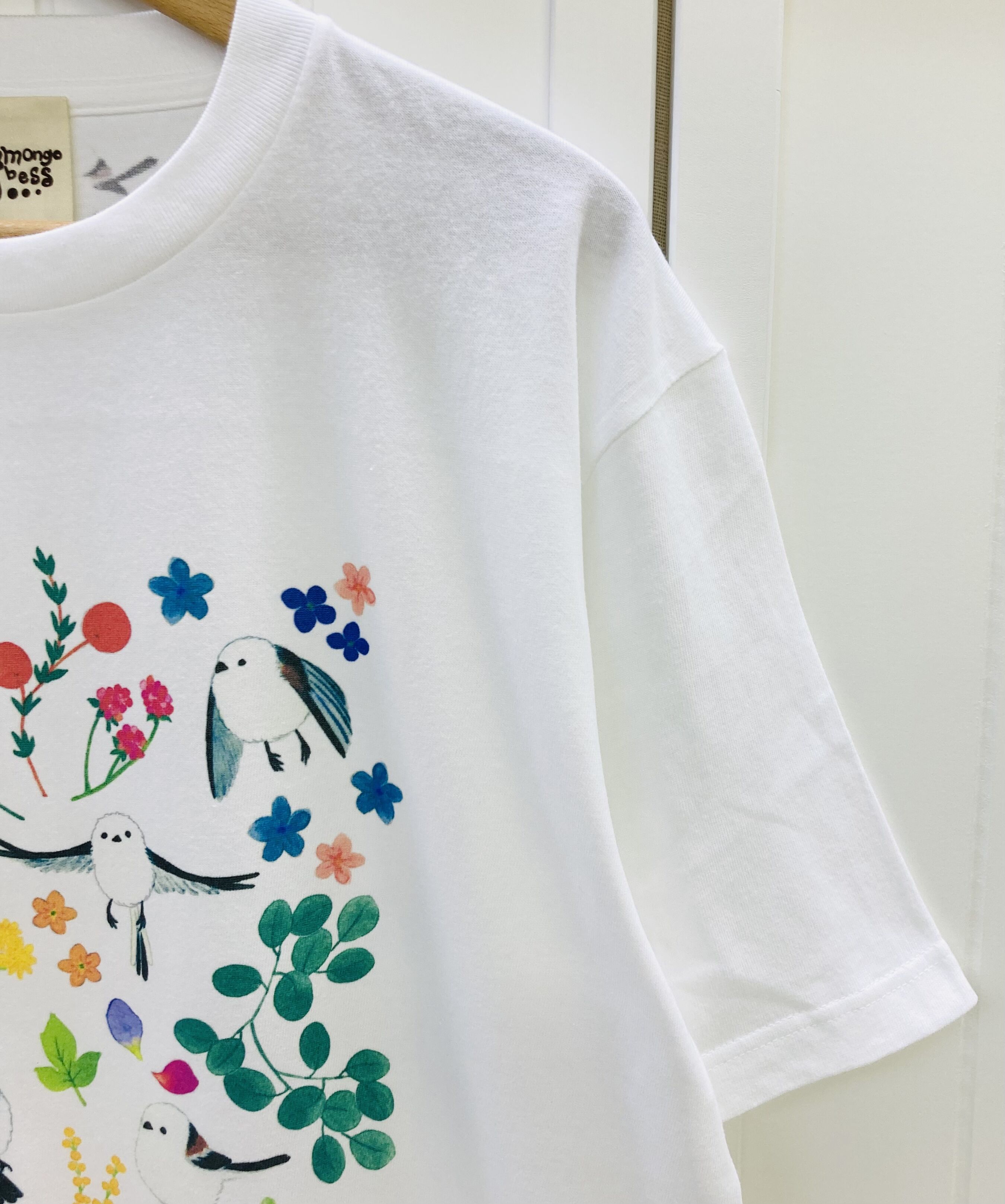 ビックTシャツ☆ボタニカルシマエナガ | mongobess