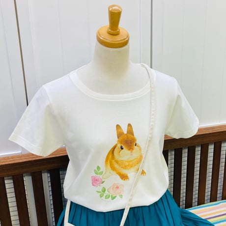 レディースTシャツ☆ネモフィラとオキナ