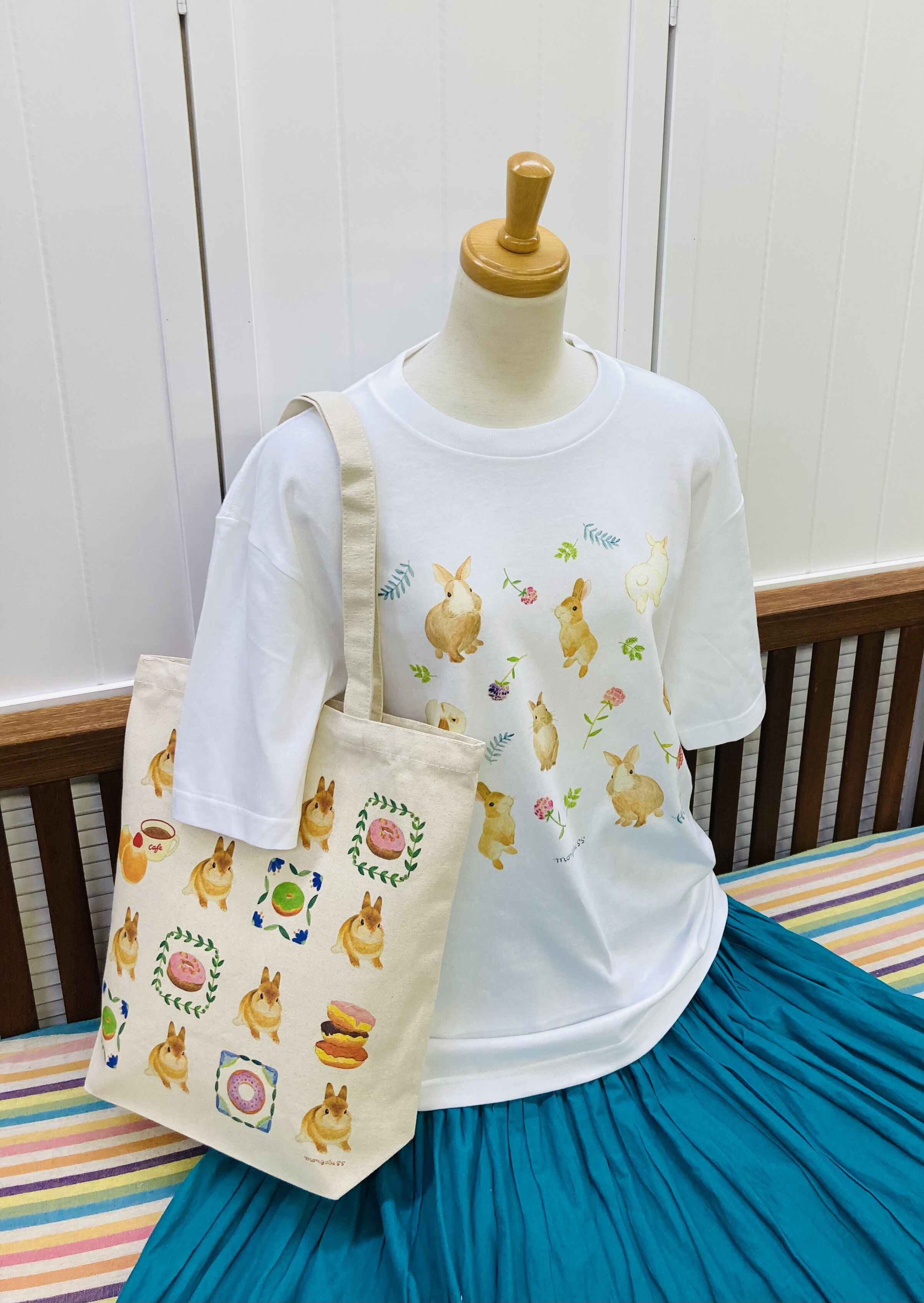 ビックTシャツ☆ボタニカルシマエナガ | mongobess