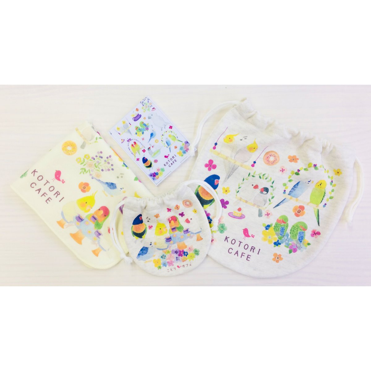 ガーゼハンカチ☆ことりカフェの鳥さんたち | mongobess