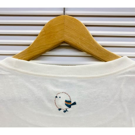 レディースTシャツ☆ブルーベリーの花とシマエナガ