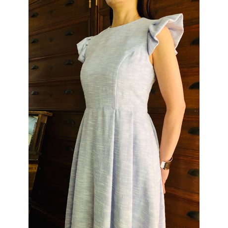 袖フリルワンピース👗