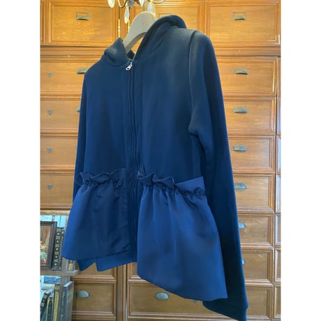 切り替えフードパーカー