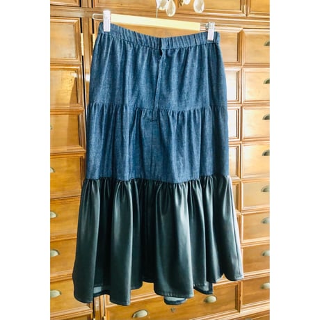 デニム、合皮スカート