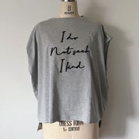 パイル刺繍ロゴTシャツ　グレイ　アイボリー　ブルー