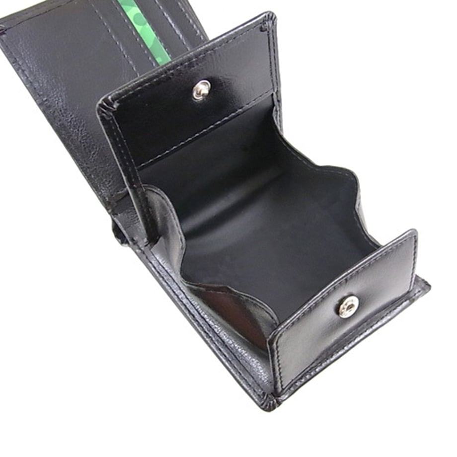 5b22220fe8db414527000000