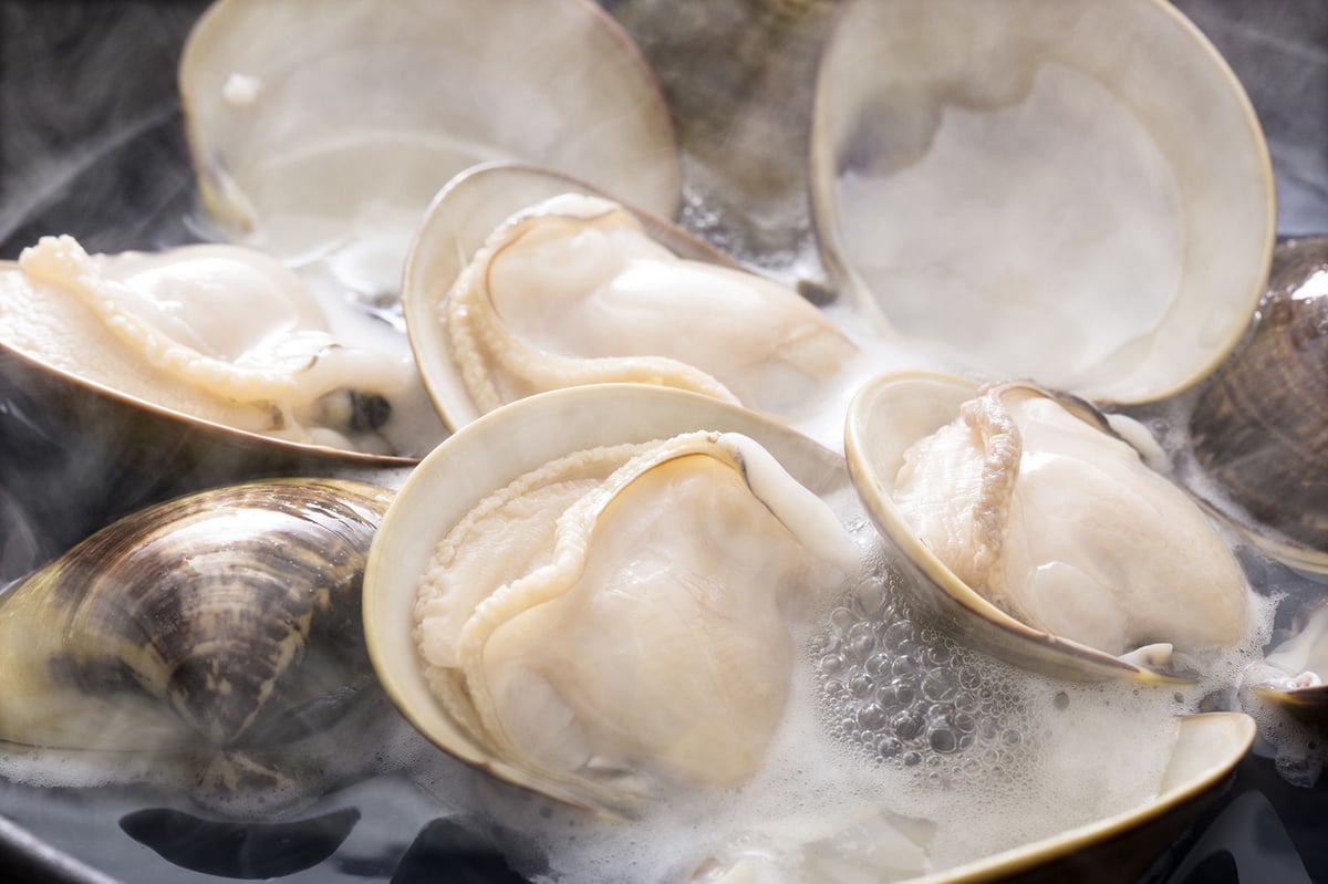 チン”するはまぐり（一袋250g・3～6粒入り） | かねちょう水産